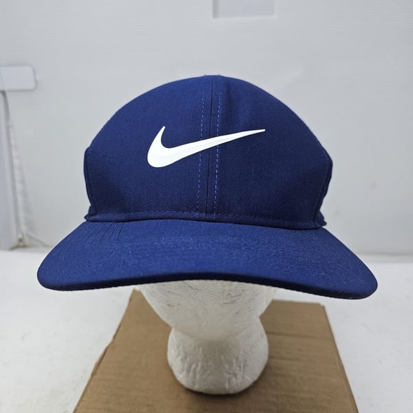 Nike Golf Hat Cap Mens Dri-Fit Club Structured Swoosh Golf Snapback Navy Blue