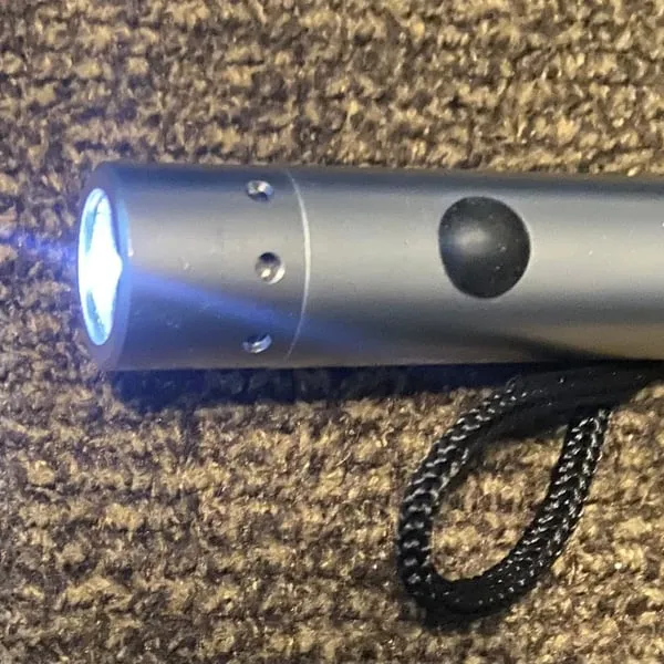 EDDIE BAUER FLASHLIGHT