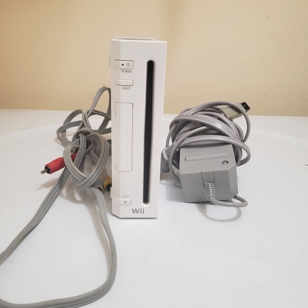 Nintendo Wii Console W/ Cords Gamecube Compatible RVL-001 Tested & Works