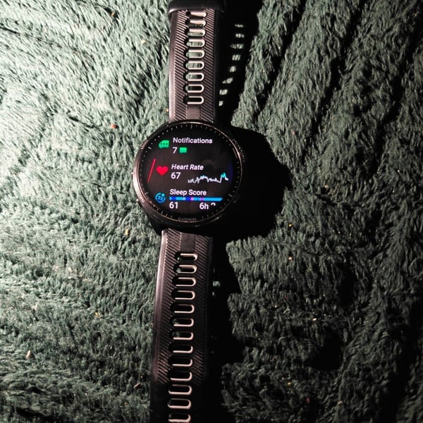 OnePlus Watch 2R, Garmin ForeR