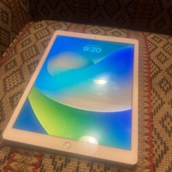Apple iPad Pro 12.9 inch