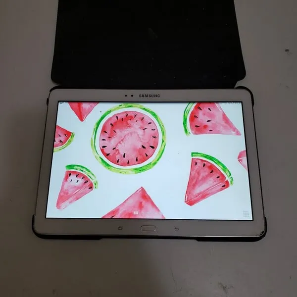 Samsung Galaxy Tab Pro SM-T520 16GB, Wi-Fi, 10.1in - White