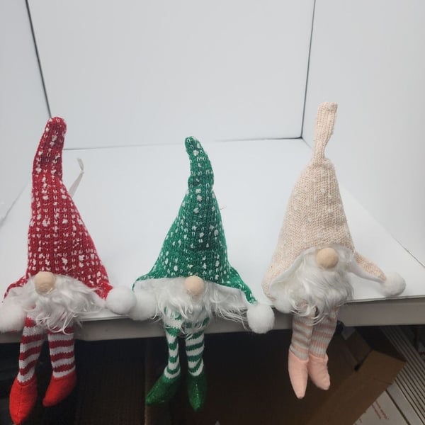 3 Sitting Gnomes 6 Inches Dangle Legs