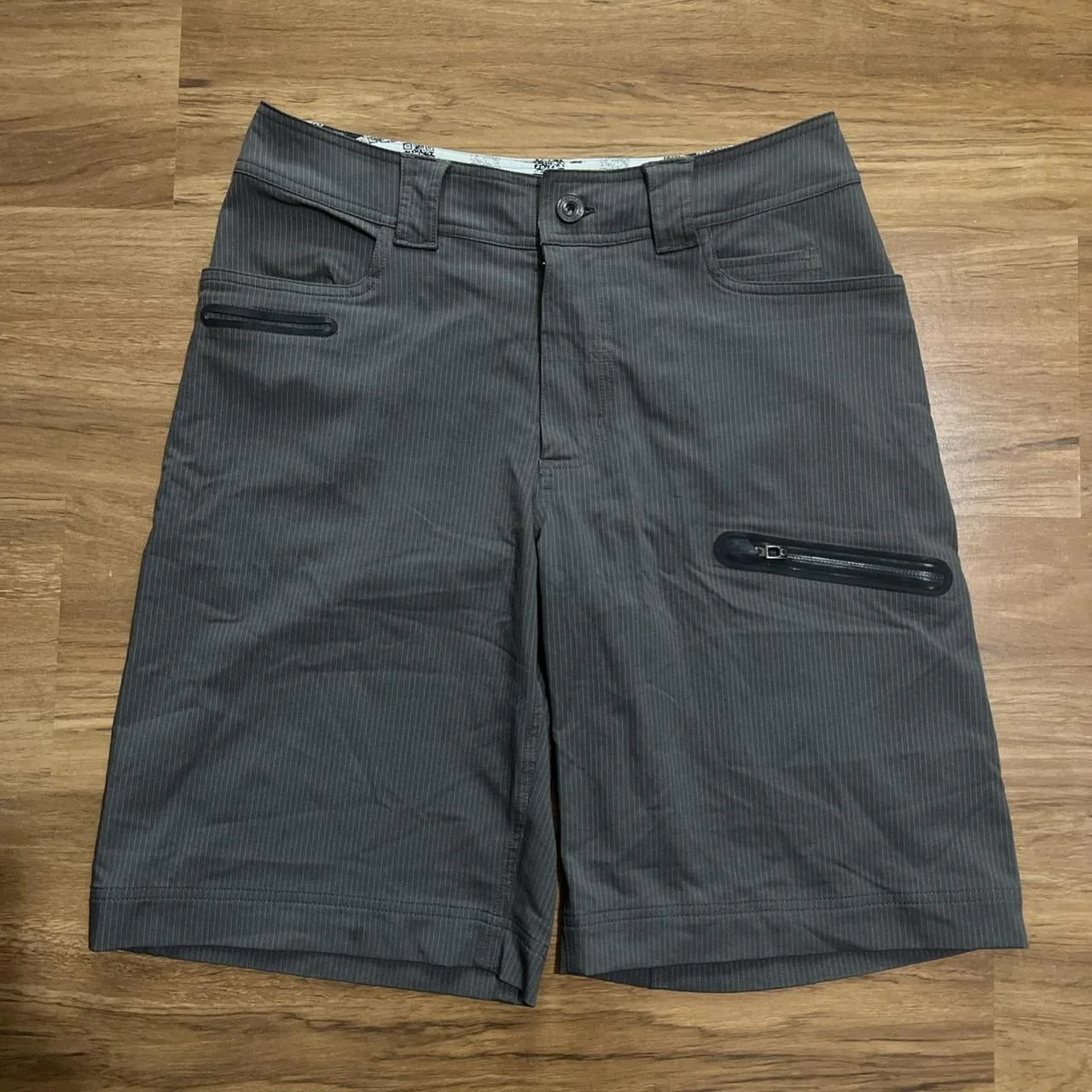 Lululemon Men's Grey Shorts