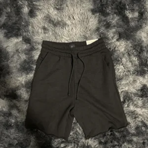 H&M Men's Grey and Black Shorts