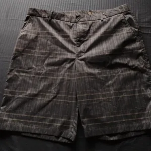 Tommy Hilfiger Men's Grey and Black Shorts