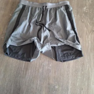 Nike Men's Grey and Black Shorts