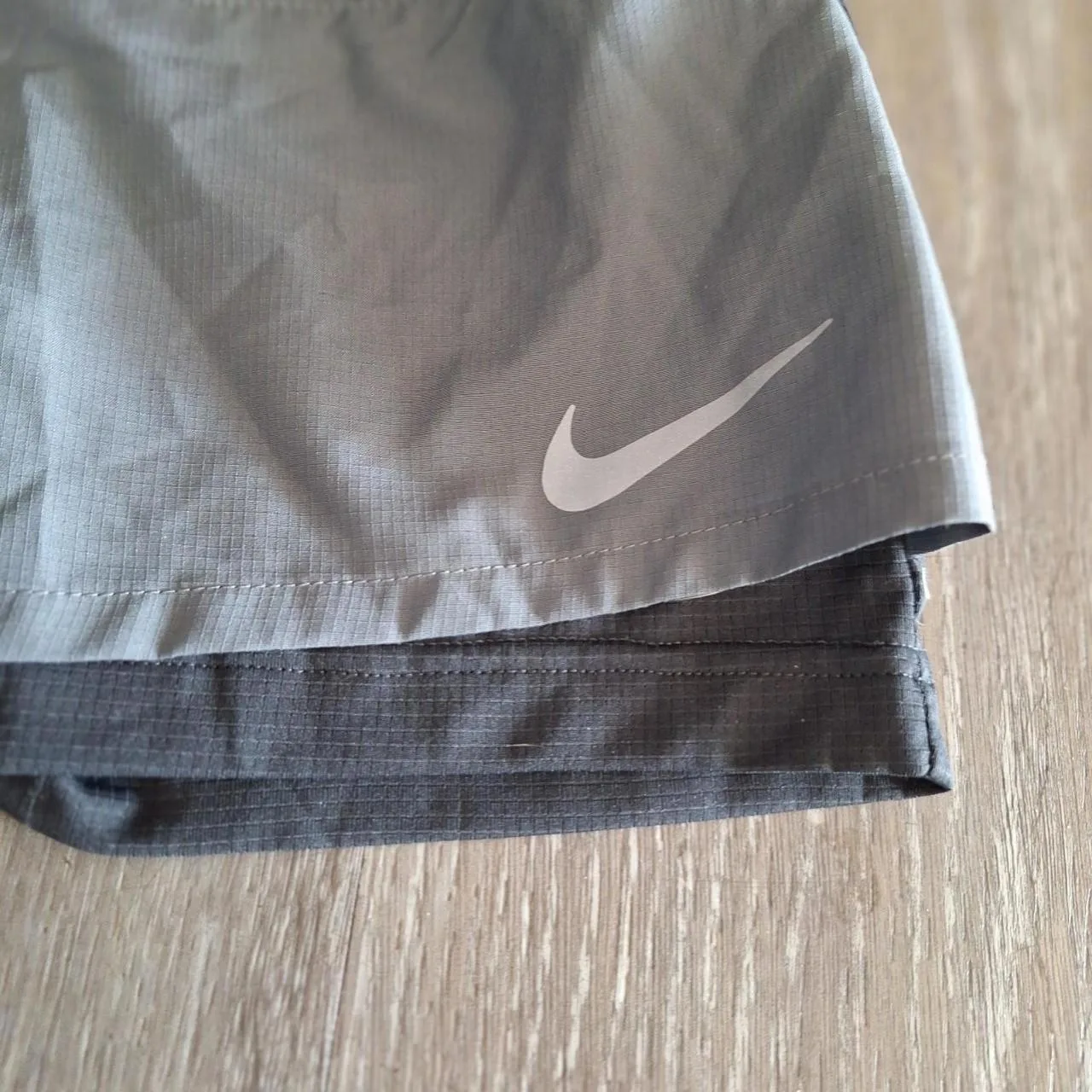 Nike Men's Grey and Black Shorts - Image 2