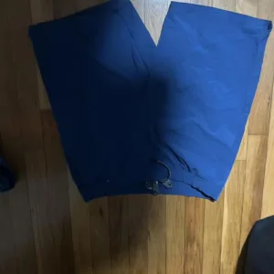 Jantzen Men's Navy and Blue Shorts