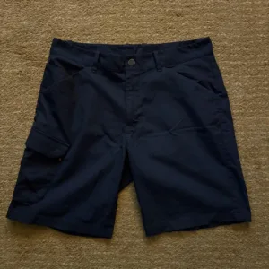 Mountain Hardwear Men's Navy and Blue Shorts