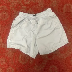 Under Armour Men's Blue and White Shorts