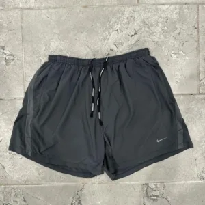 Nike Men's Grey Shorts