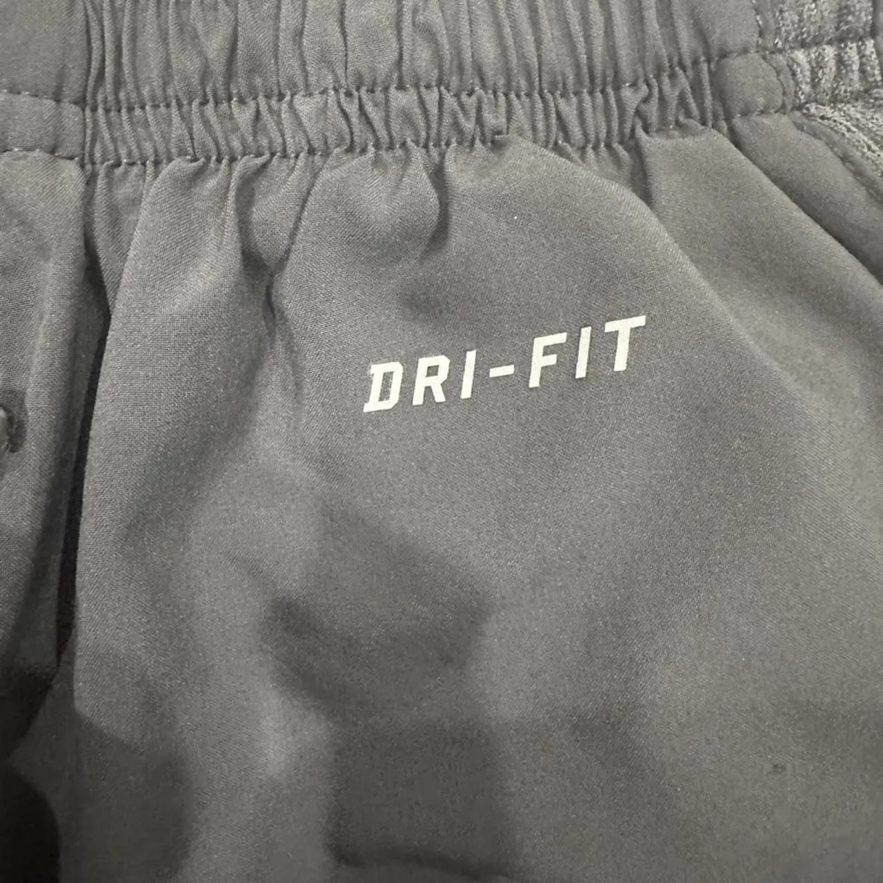 Nike Men's Grey Shorts - Image 6