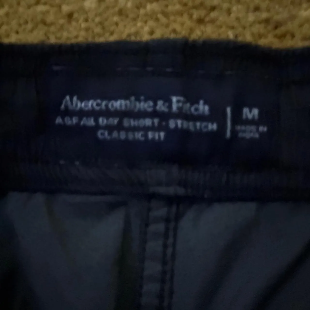 Abercrombie & Fitch Men's Black and Navy Shorts - Image 3