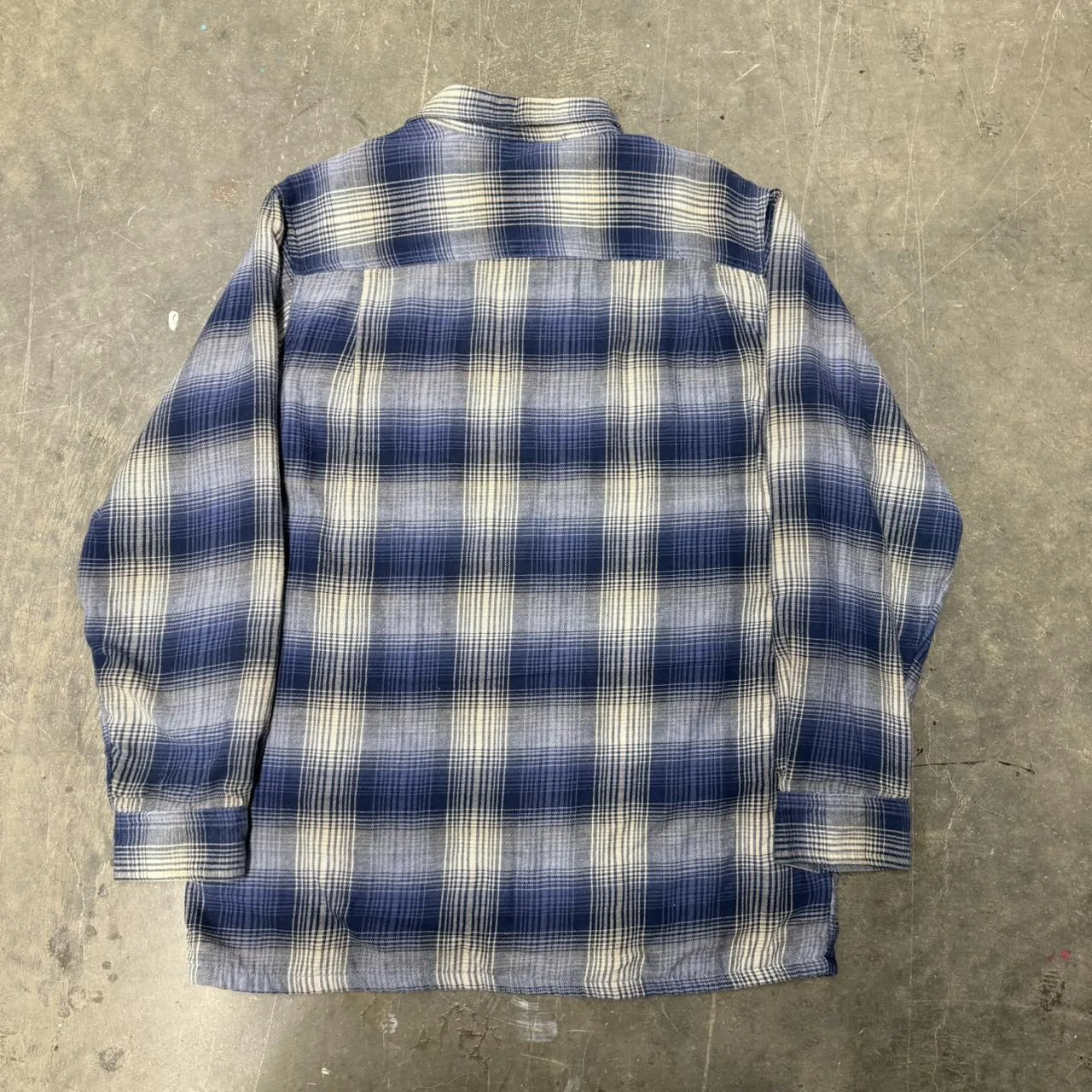 Men's Blue and Navy Shirt - Image 6