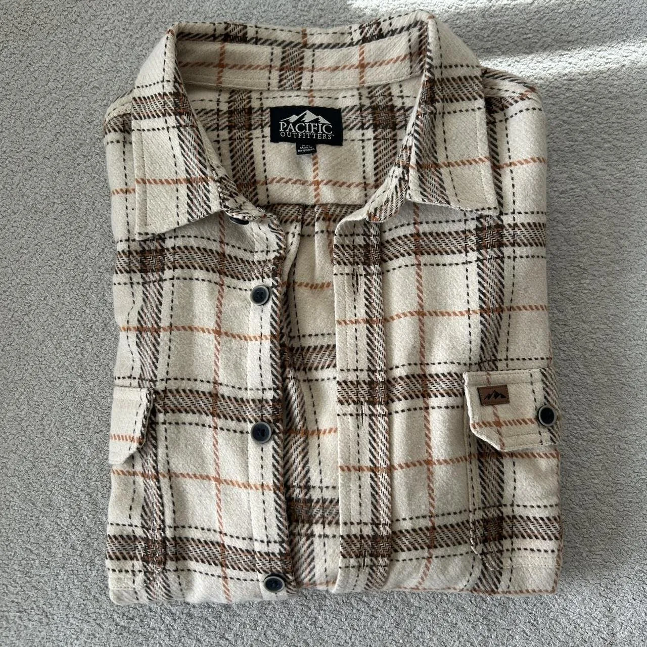 Pacific Mountain Men's Cream and Tan Shirt