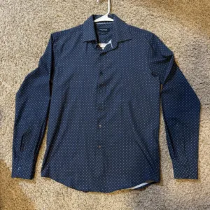 Nautica Men's Navy and Blue Shirt