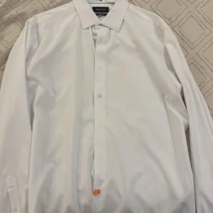 Nautica Men's White Shirt