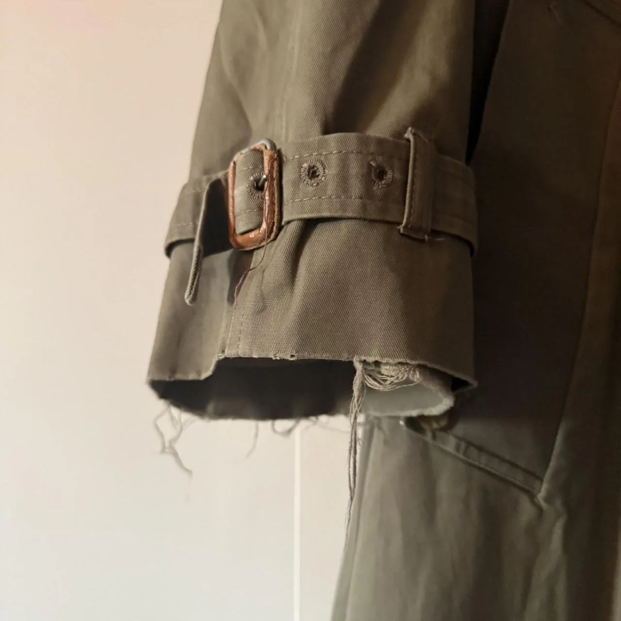 Aquascutum Men's Khaki and Green Coat - Image 4