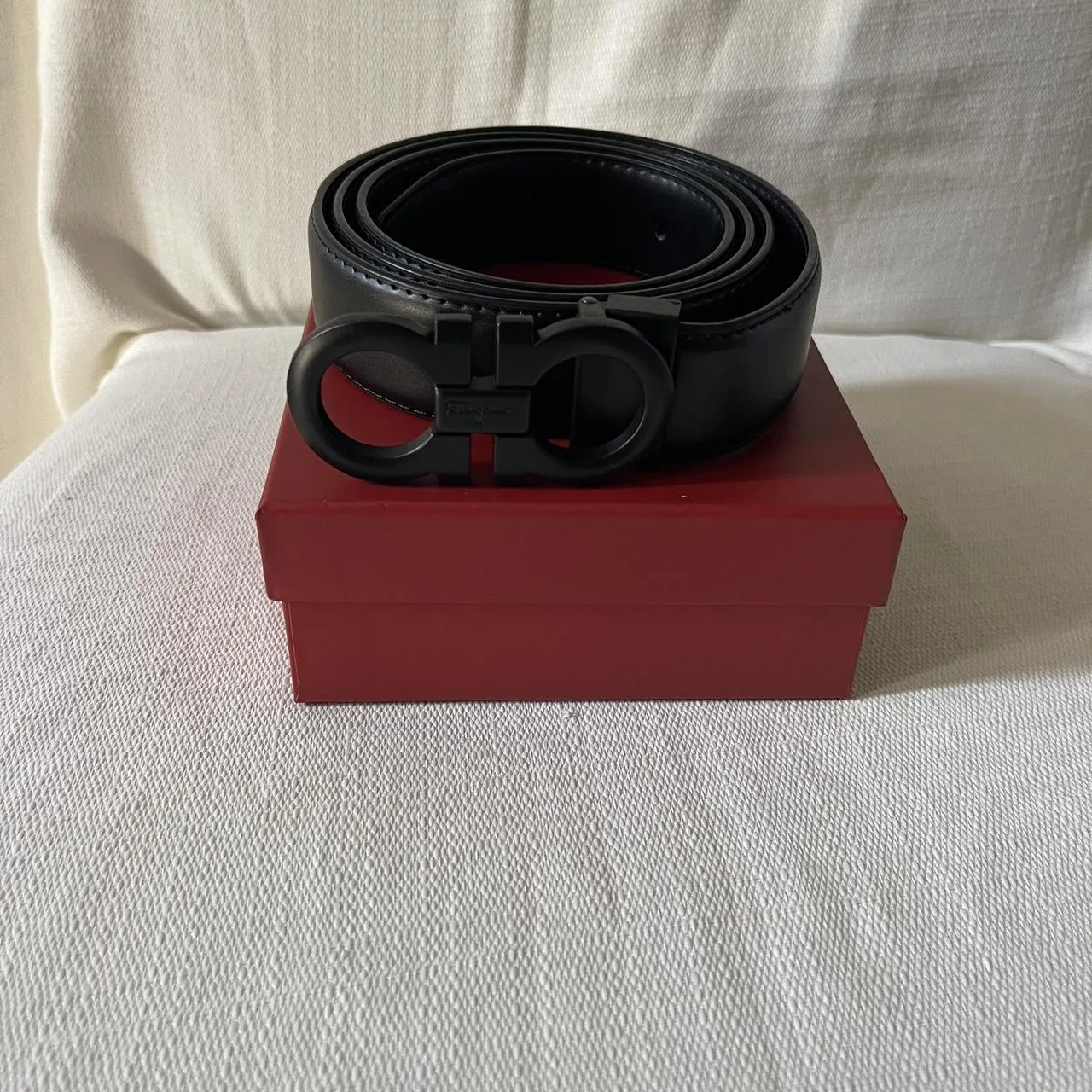 Salvatore Ferragamo Men's Black Belt - Image 2