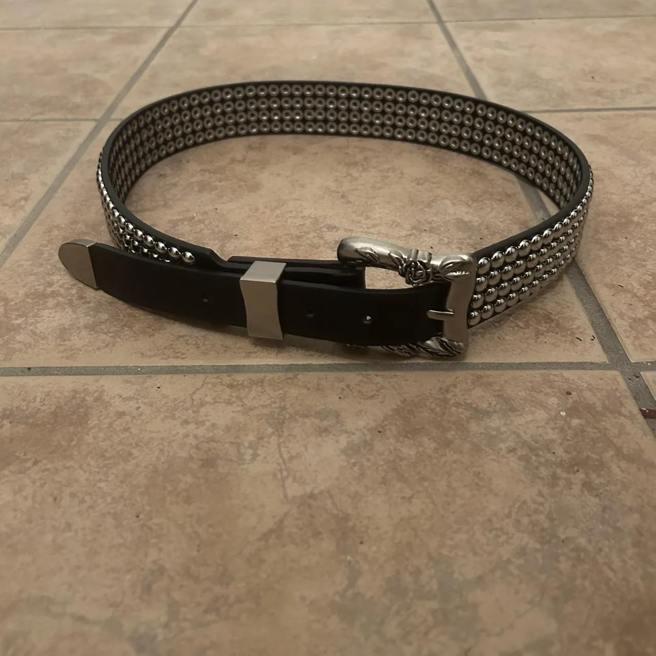 Men's Black and Silver Belt