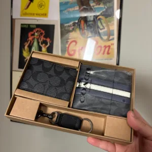 Coach Men's Black and Grey Wallet-purses