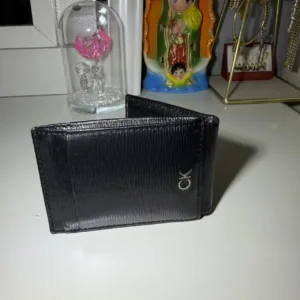 Calvin Klein Men's Black Wallet-purses