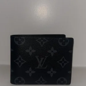 Louis Vuitton Men's Black Wallet-purses