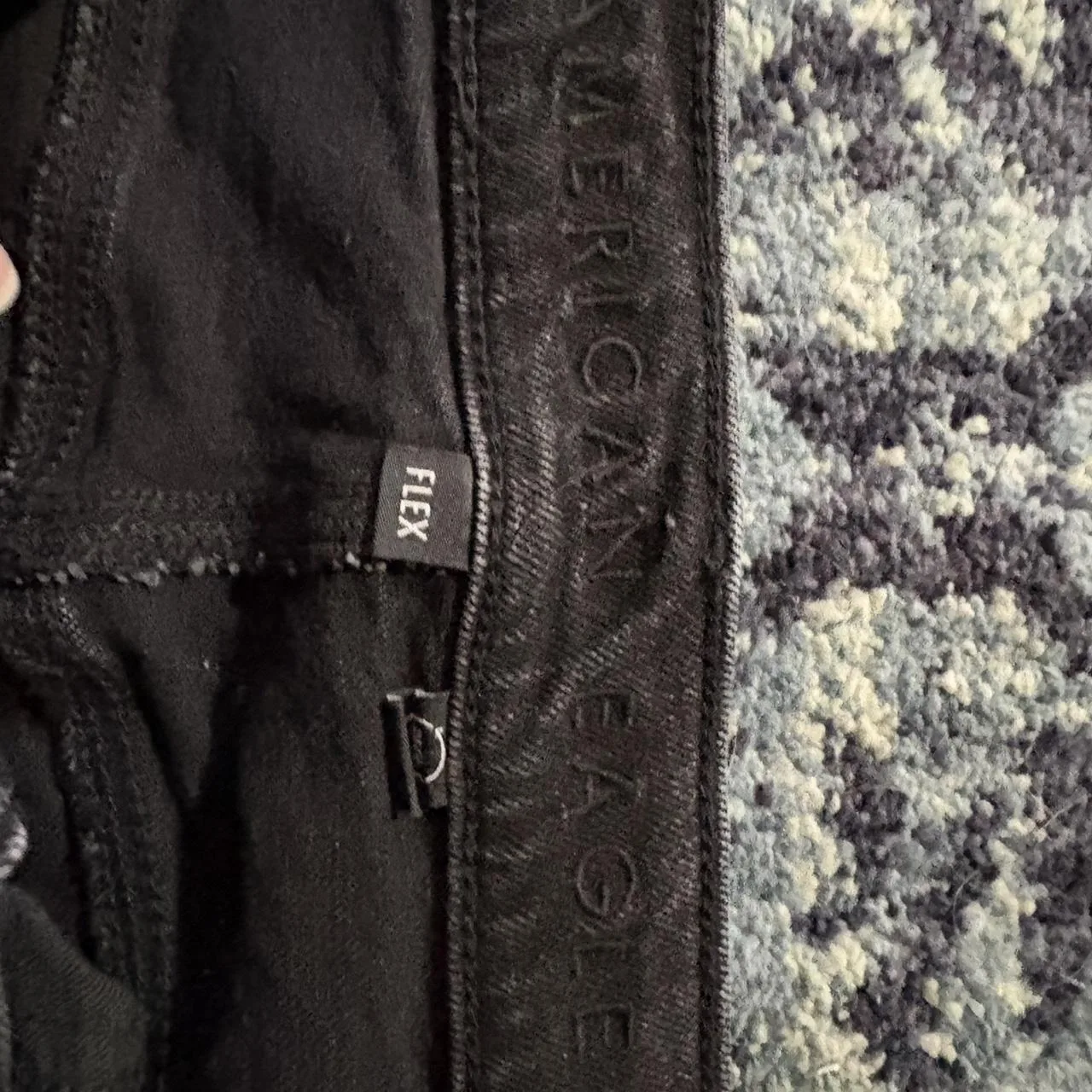 American Eagle Outfitters Men's Black Jeans - Image 5