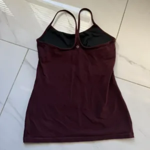 Lululemon Women's Burgundy and Purple Vest