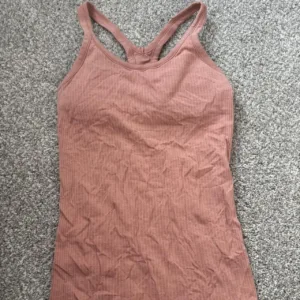 Lululemon Women's Pink and Orange Vest