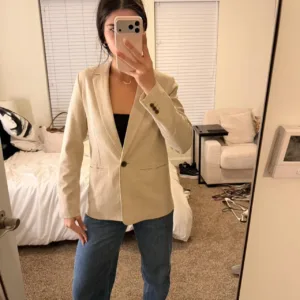 Old Navy Women's Cream and Tan Jacket