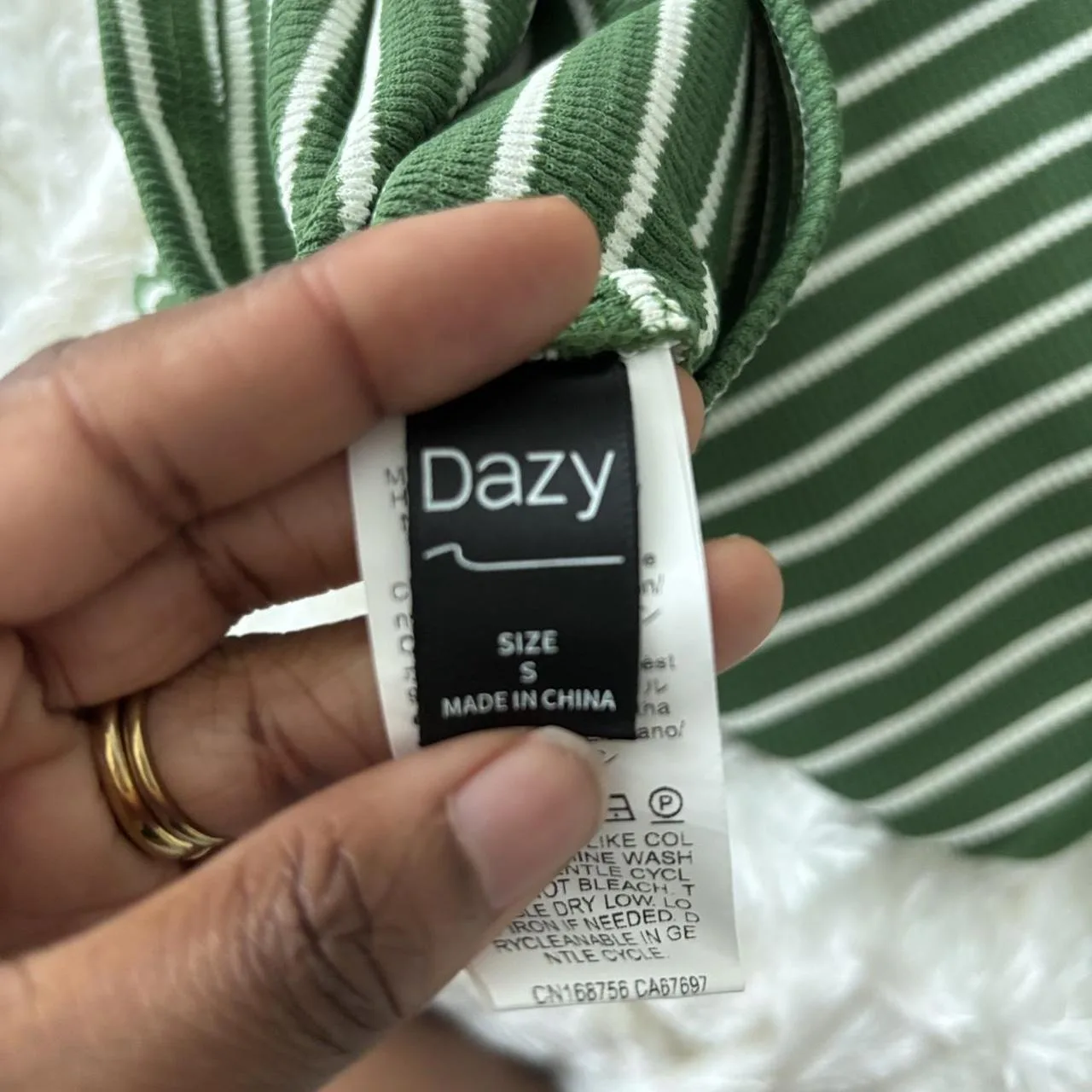 DAZY Women's Green T-shirt - Image 3