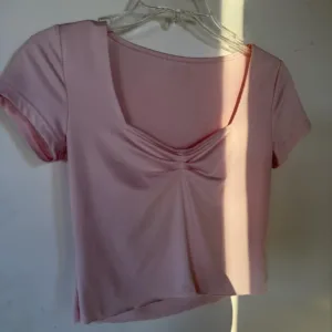 Women's Pink Crop-top