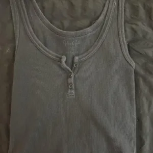 Brandy Melville Women's Grey and Blue Vest
