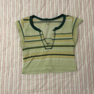 Urban Outfitters Women's multi Crop-top