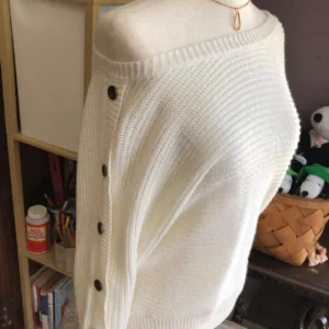 Abercrombie & Fitch Women's White and Cream Jumper