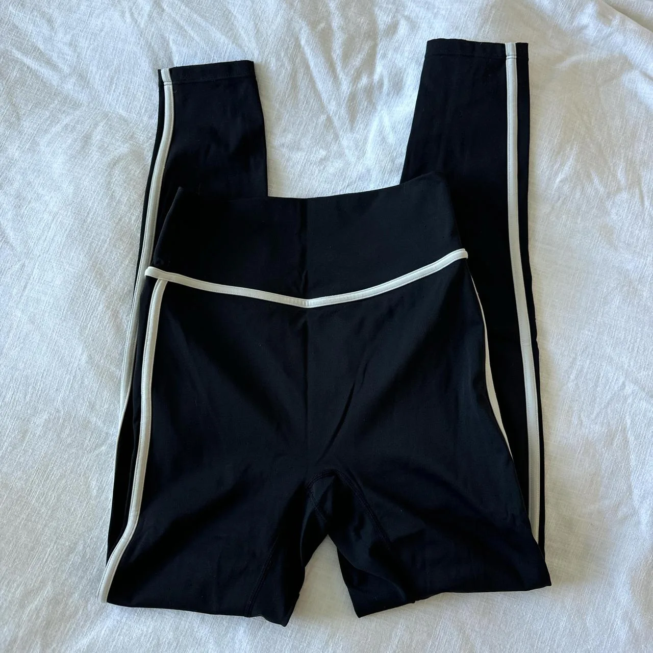 Because Of Alice Women's Black Leggings - Image 2