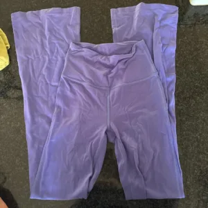 Lululemon Women's Purple Leggings