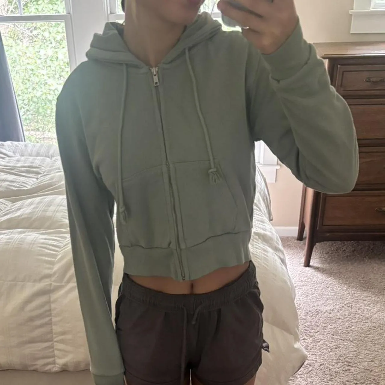 Brandy Melville Women's Green and Khaki Jacket - Image 2