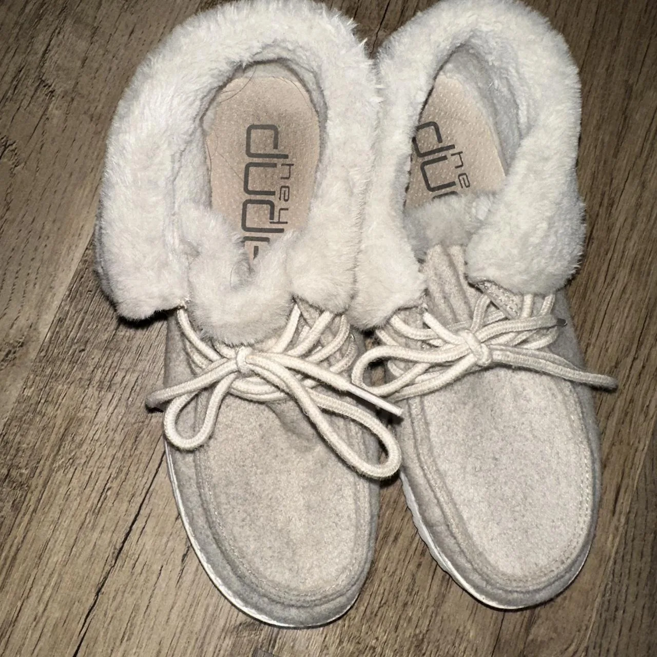 Women's Grey Slippers - Image 5