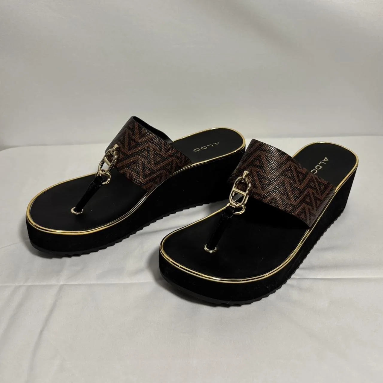 ALDO Women's Brown and Black Sandals