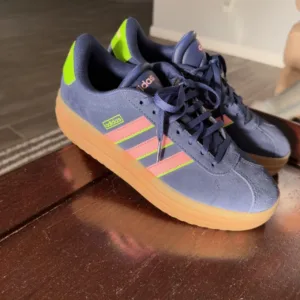 Adidas Women's Blue and Navy Trainers