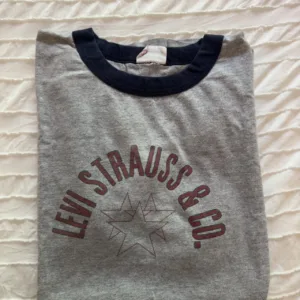 Levi's Men's Grey T-shirt