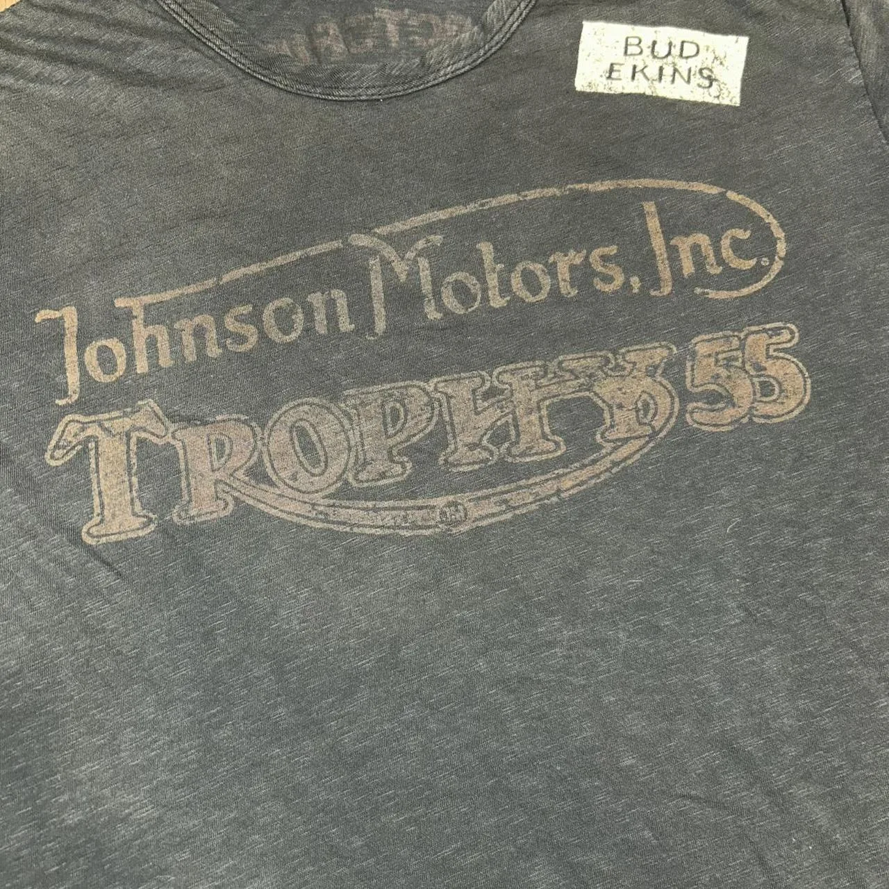 Men's Grey and Black T-shirt - Image 3