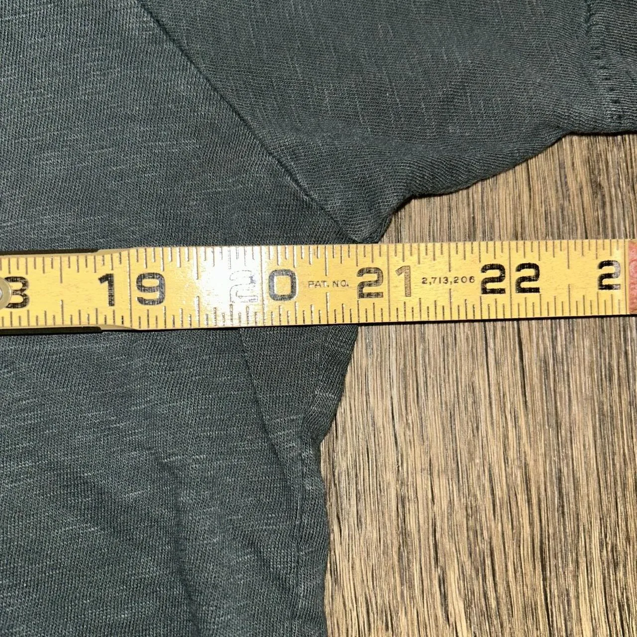 Men's Grey and Black T-shirt - Image 7