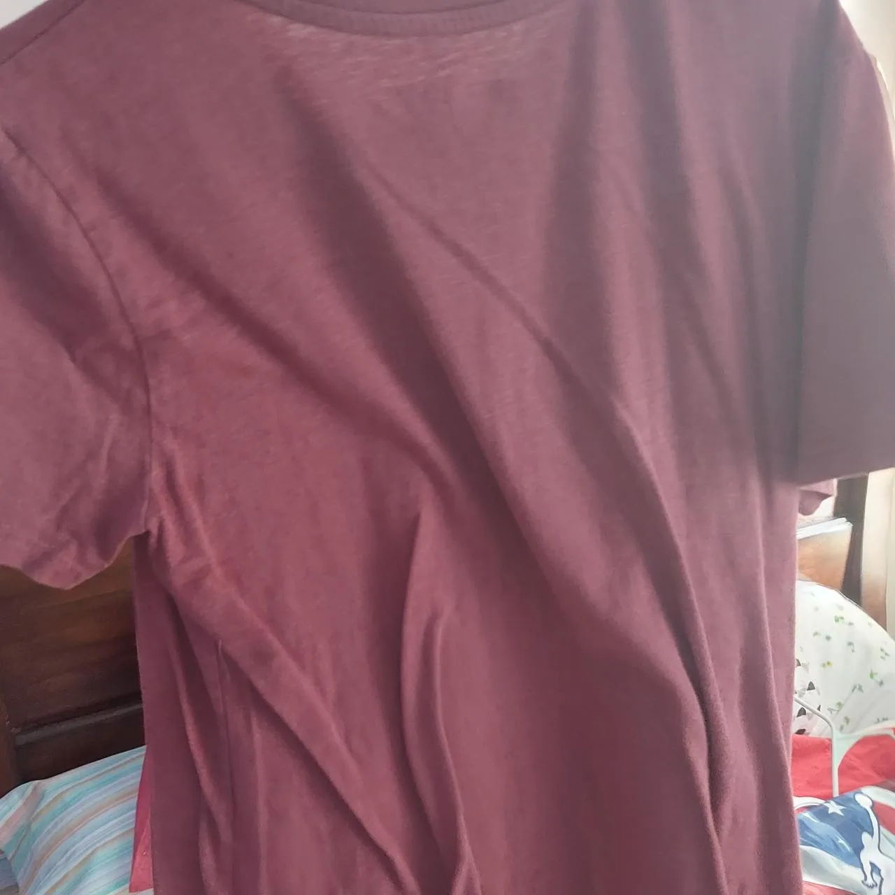 Classic Prep Men's Burgundy and Red T-shirt - Image 3