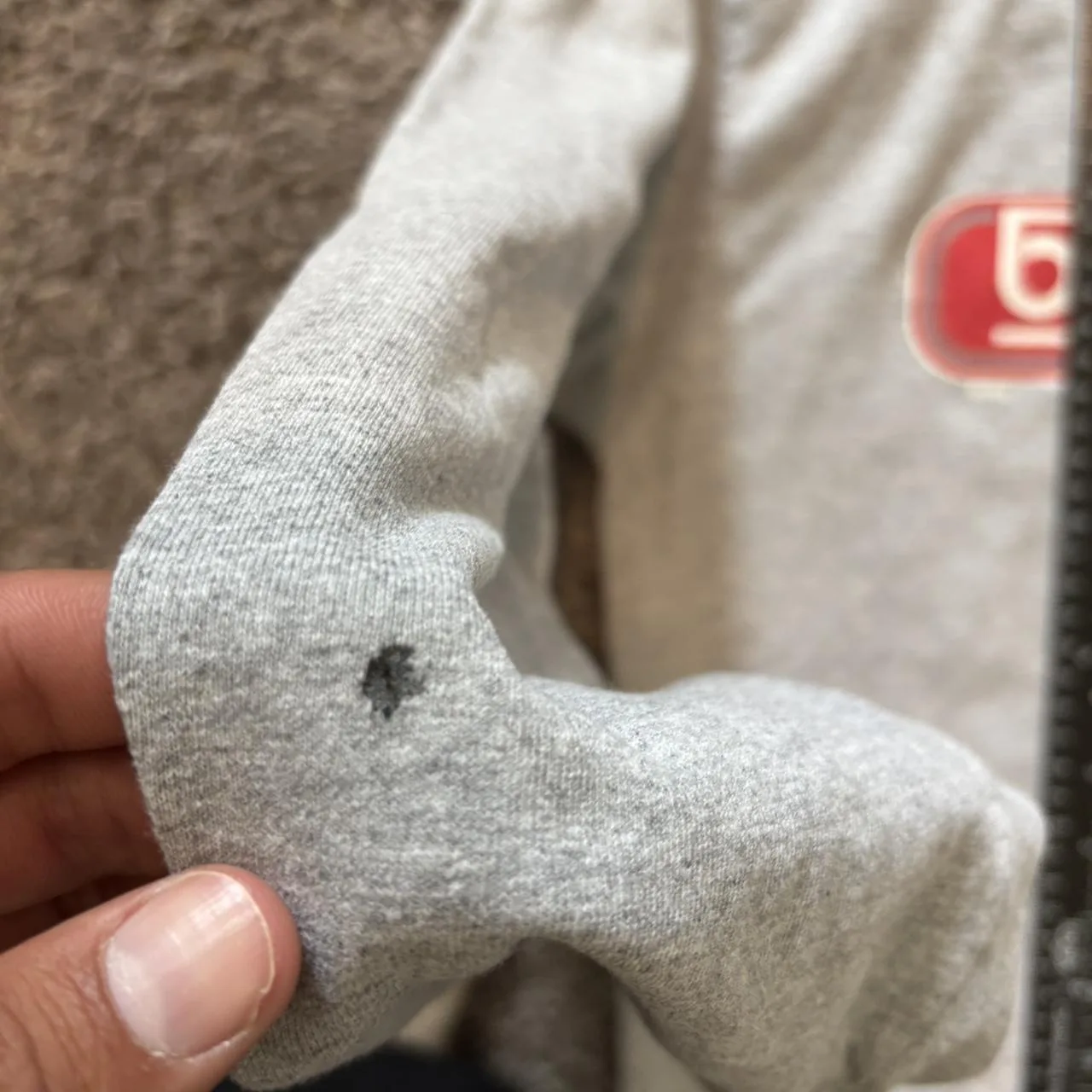 AAA Men's Grey and Red T-shirt - Image 5