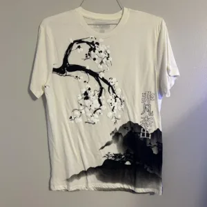 Men's White and Cream T-shirt