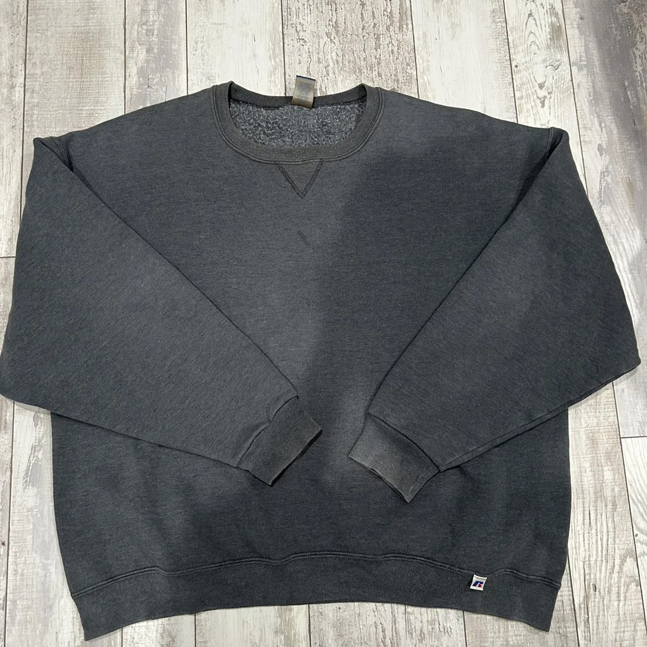 Russell Athletic Men's Grey Hoodie - Image 4